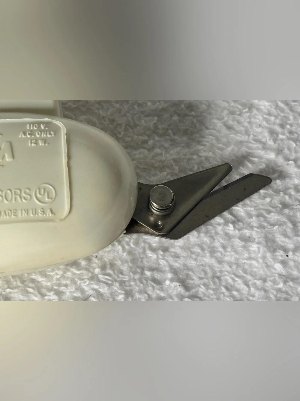 White Electric Scissors Adapter - Portable Inline Switch